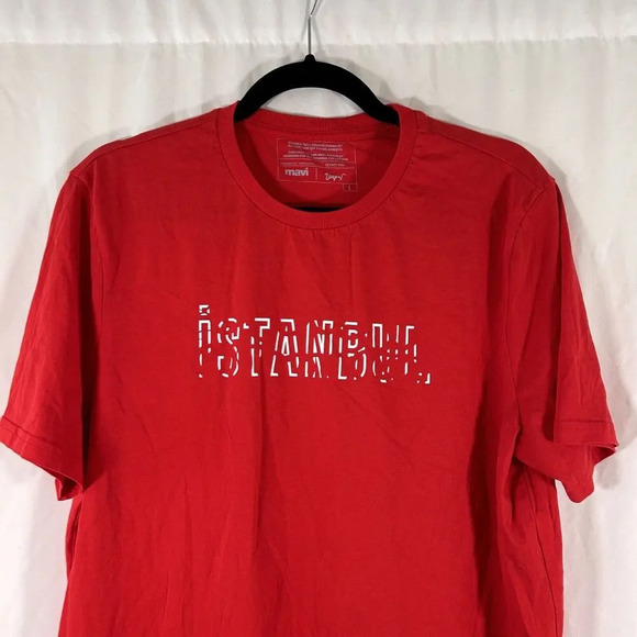 Mavi Shirt Unisex Large Red Istanbul Print Short Sleeve Crew Neck 100% Cotton - Picture 2 of 9